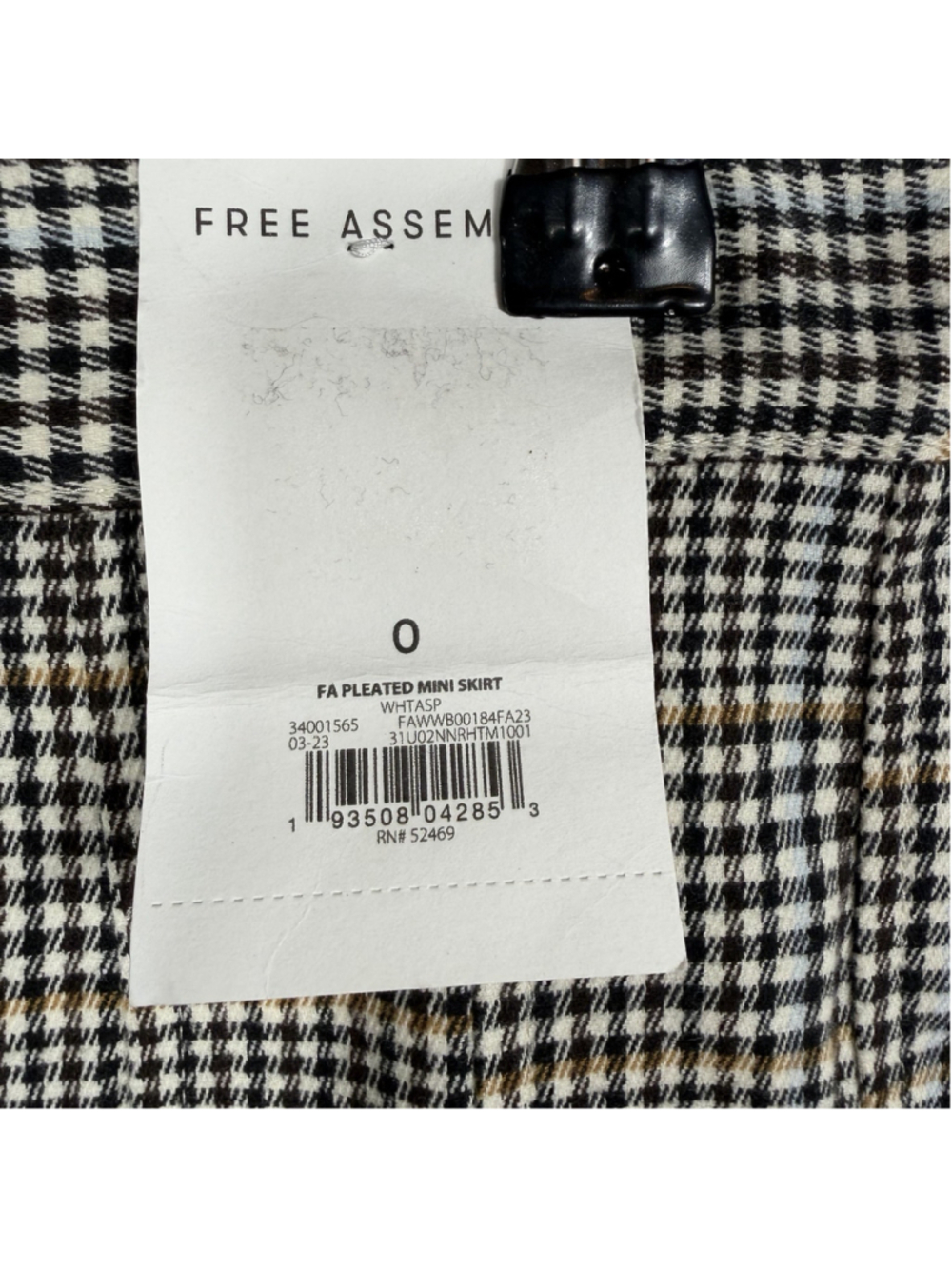 Free Assembly Plaid Pleated Mini Skirt Size 0 - Picture 6 of 10